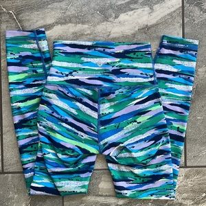 🍋Lululemon Wunder Under Hi Rise pants size 2 Seven Wonders Multi
